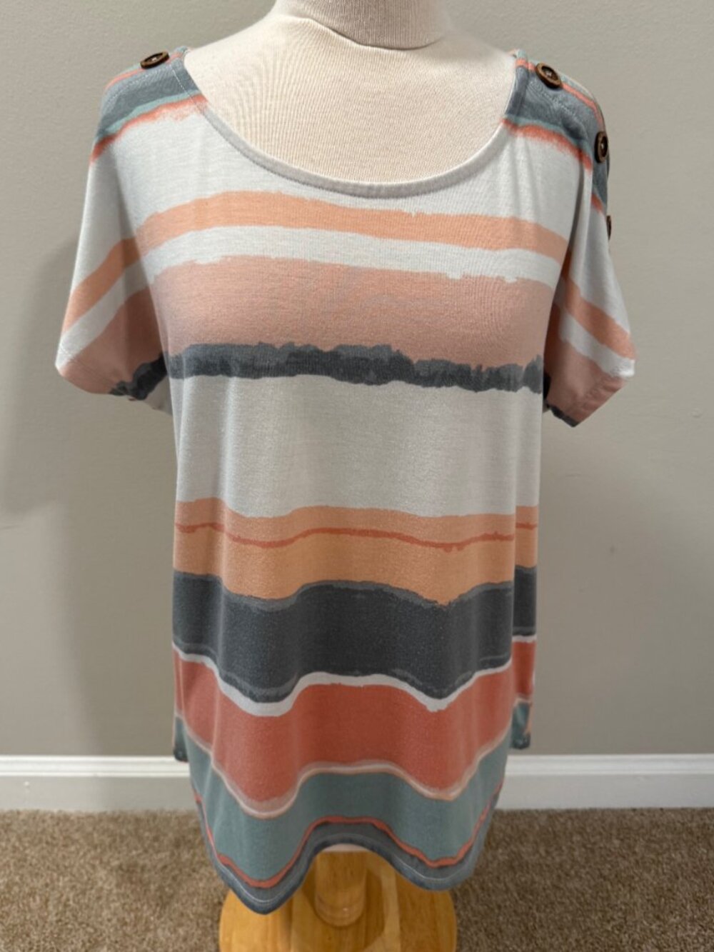 Womens XL True Self Striped Tunic Top Shoulder Button Accents Short Sleeve Tee